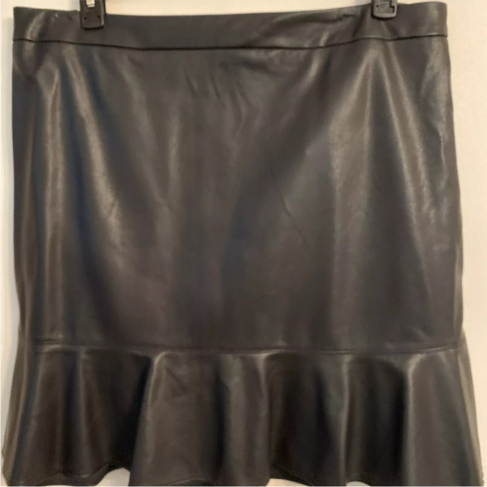 Eloquii Black Faux Leather Skirt size 16